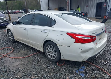 2017 Nissan Altima 2.5 S из США, поврежденный, VIN 1N4AL3AP6HN325197